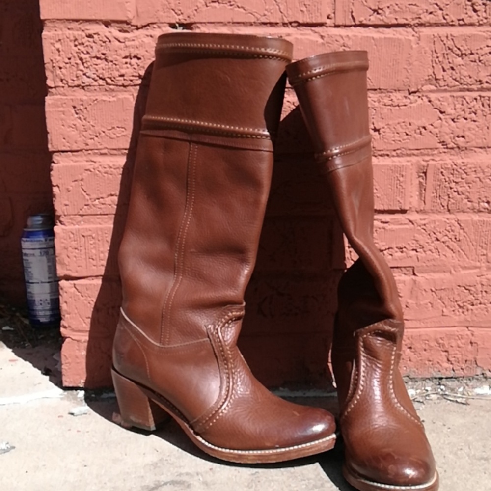 NWOT FRYE boots!